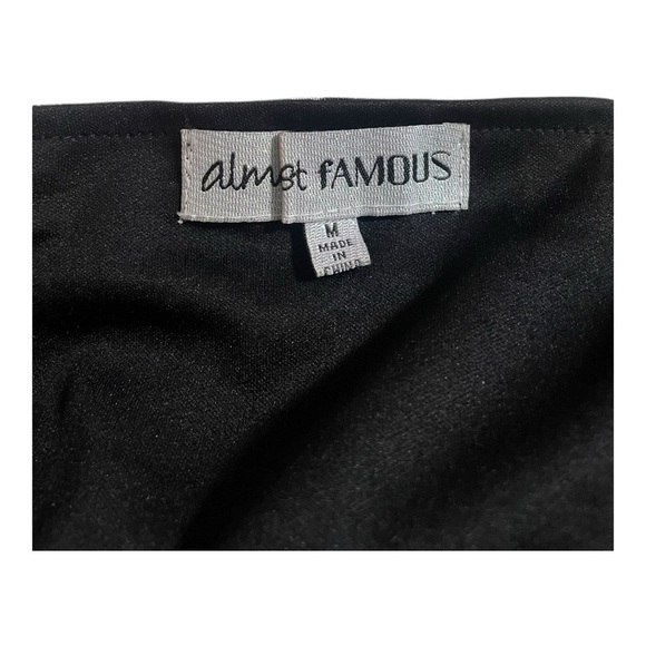 Elegant Black and White Plaid Dress - Picture 5 of 5